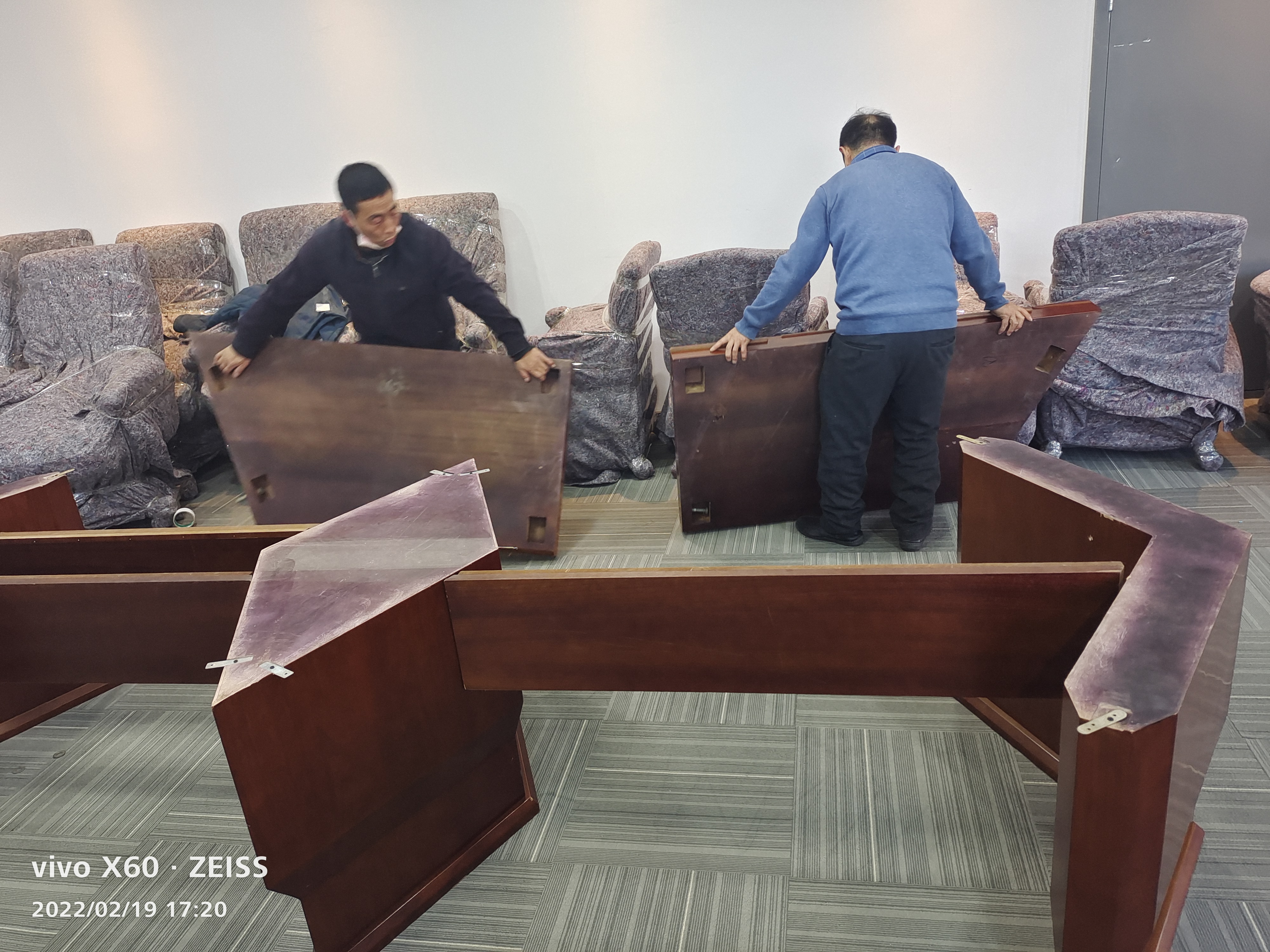 赤峰禧庆搬家保洁公司